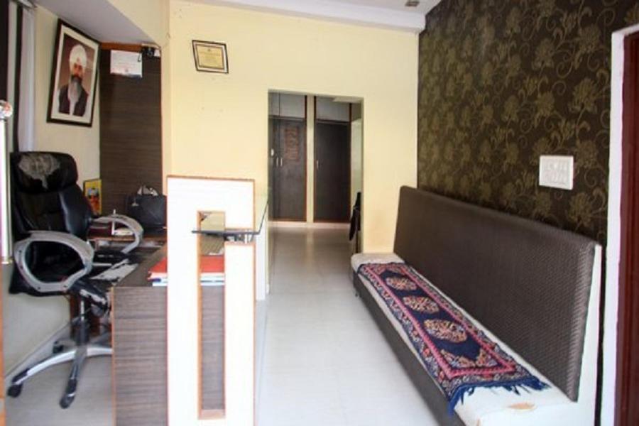 Hotel Ishwar Palace Jaipur Bagian luar foto